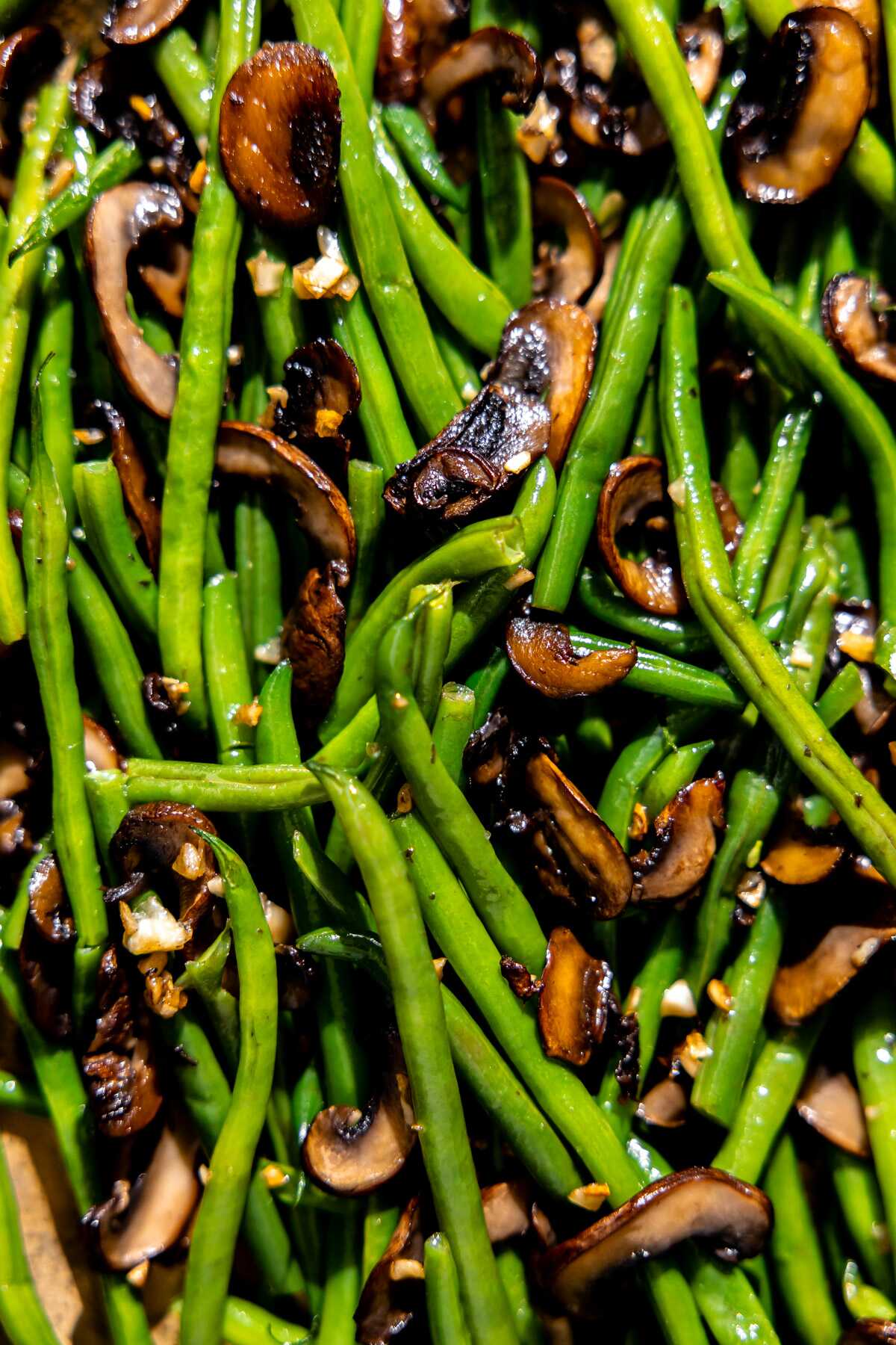 A close-up photo of sautéd green beans.